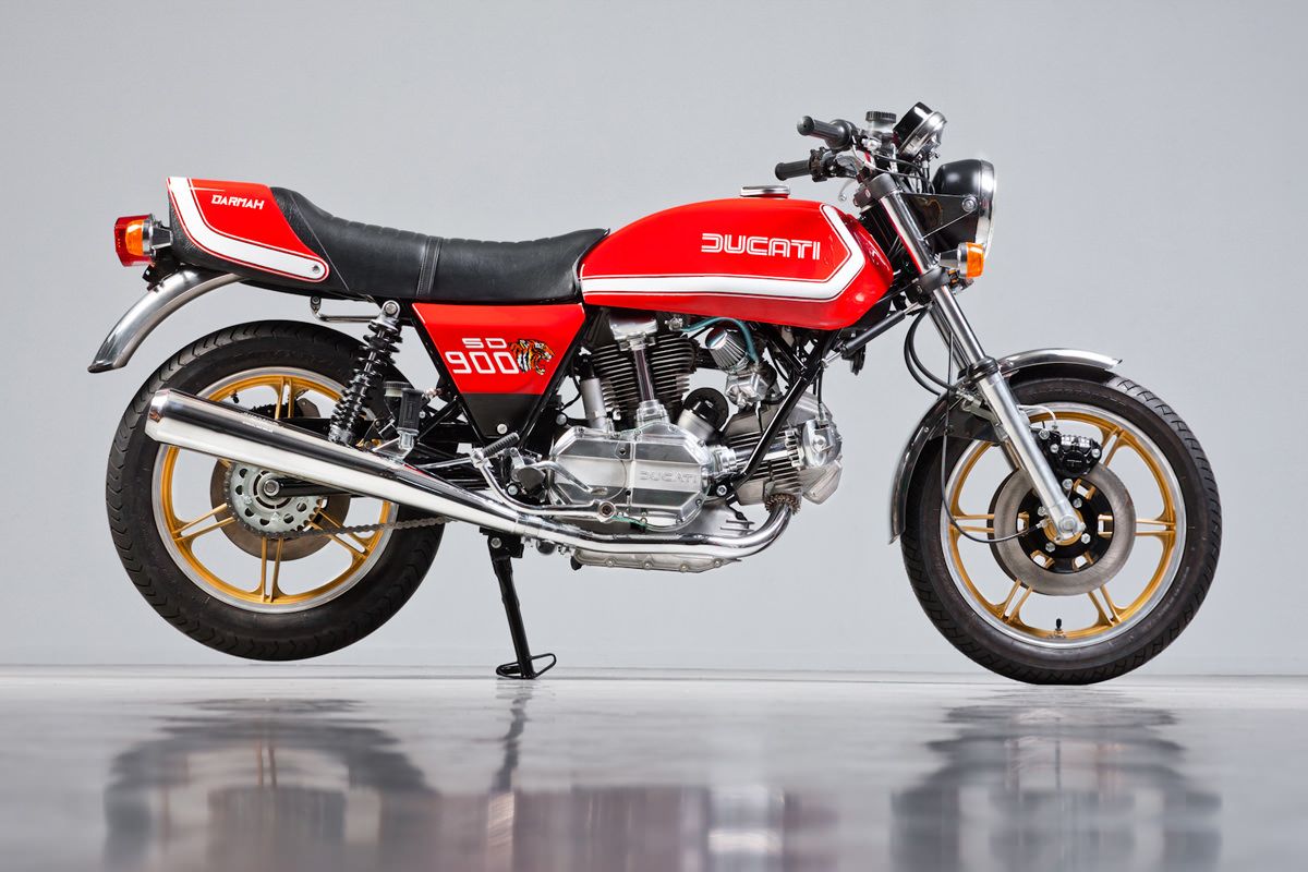 Ducati Darmah 900 Sport