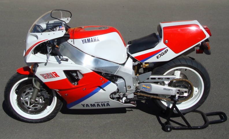 FZR 750R 0W01