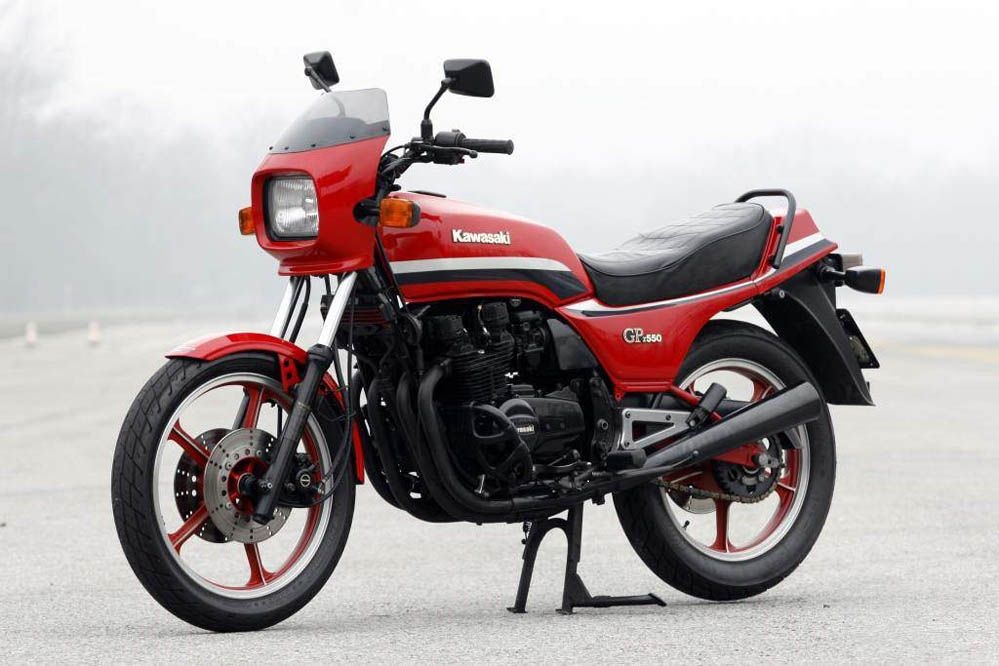 KAWASAKI GPZ550